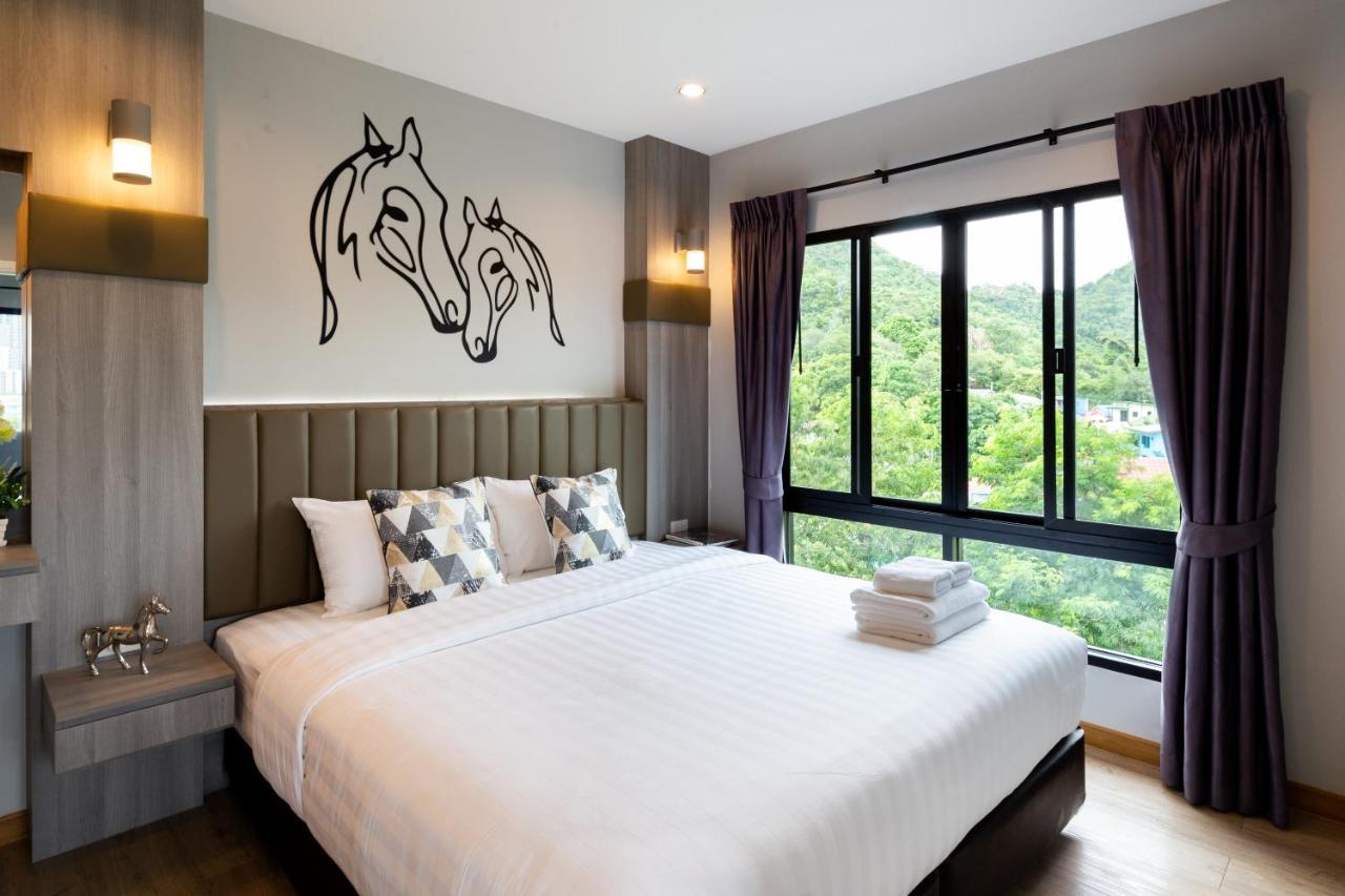 Horsehill Hotel Sriracha Si Racha Exteriör bild