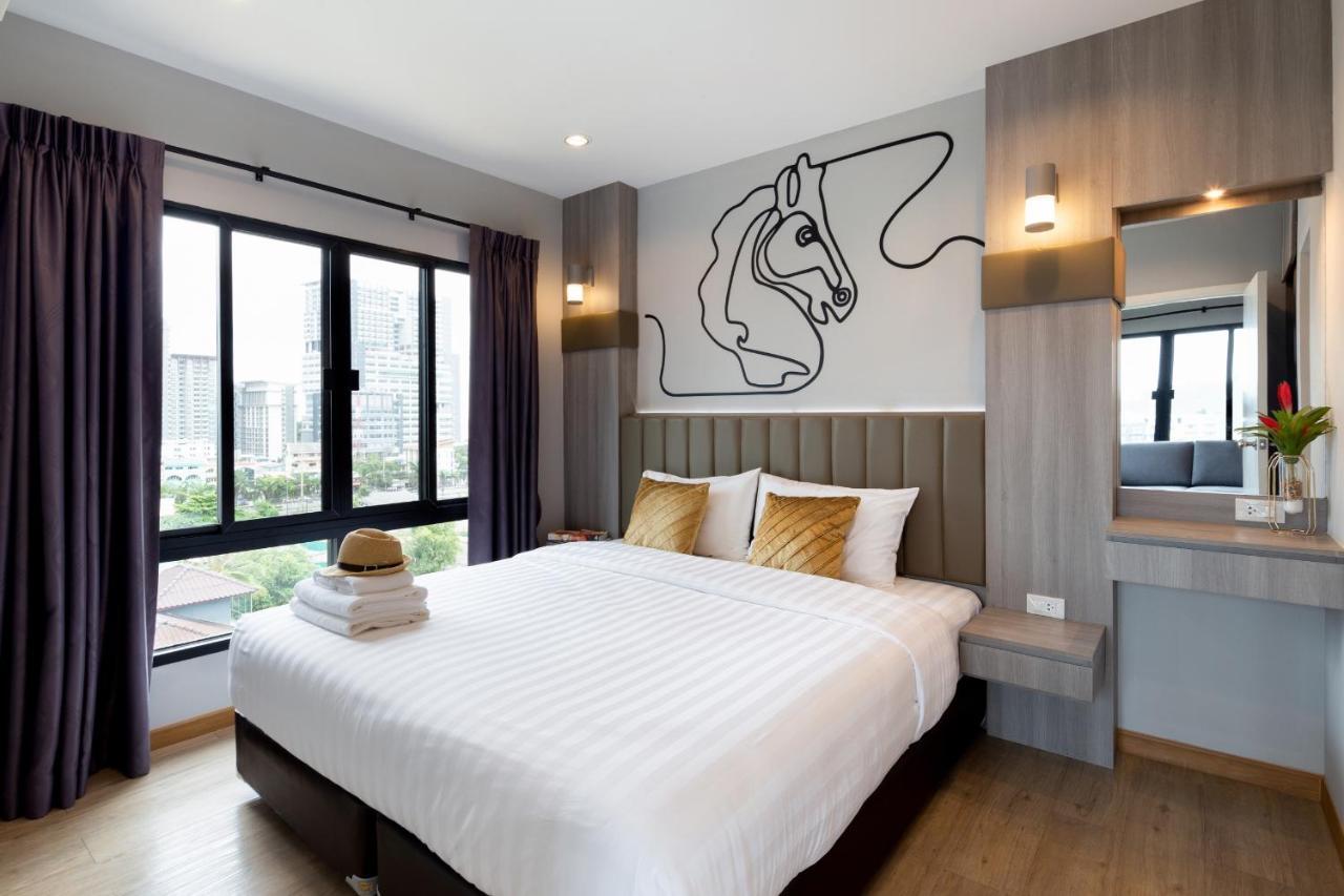 Horsehill Hotel Sriracha Si Racha Exteriör bild