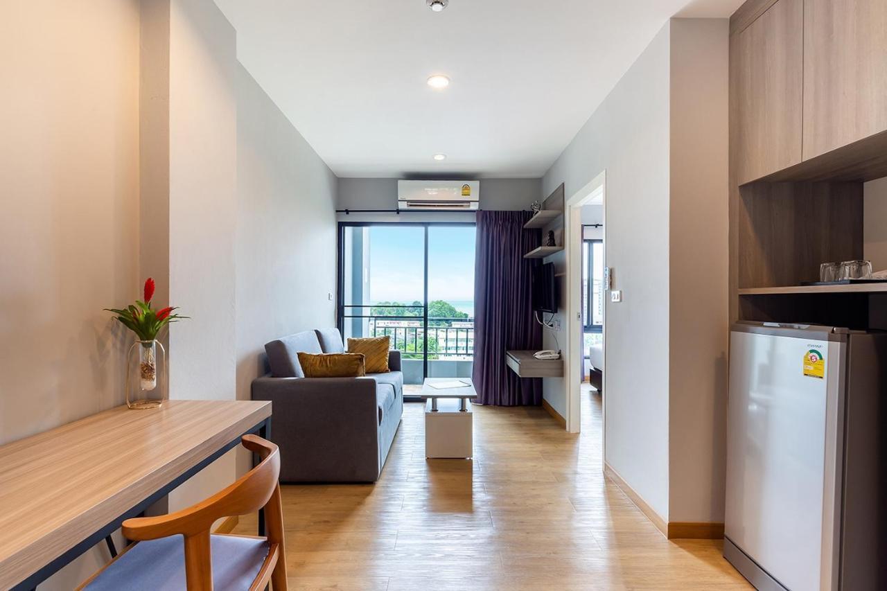 Horsehill Hotel Sriracha Si Racha Exteriör bild