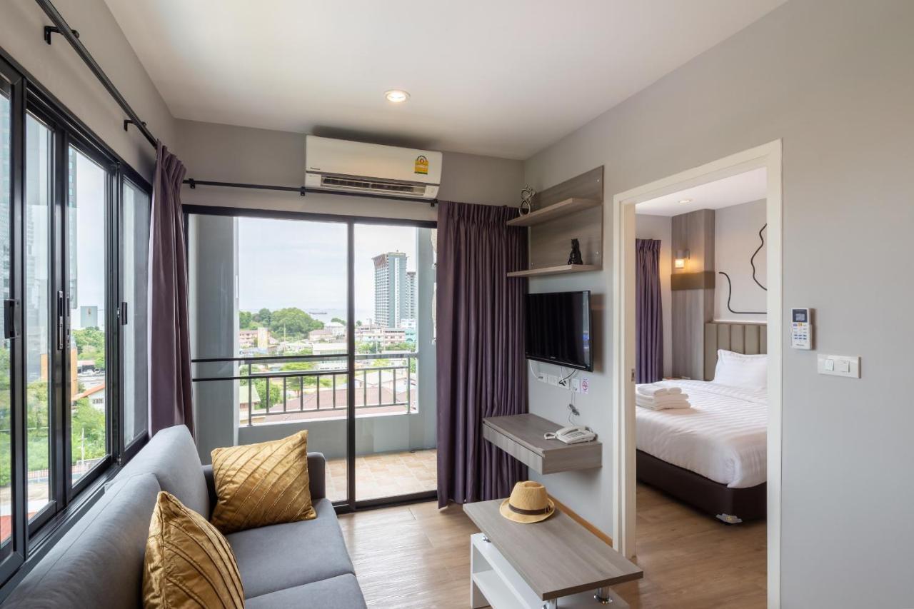 Horsehill Hotel Sriracha Si Racha Exteriör bild